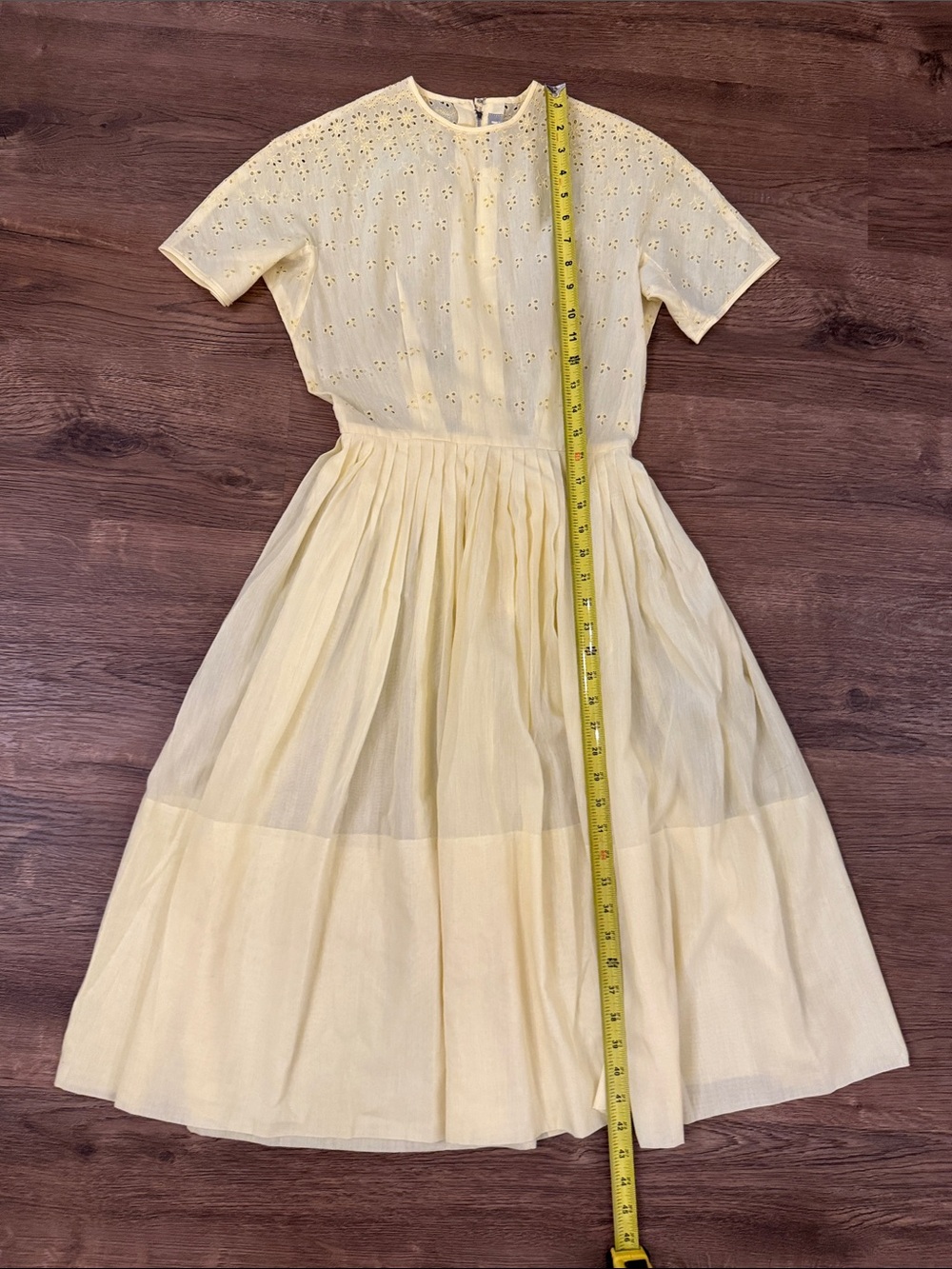 L’AIGLON Vintage yellow Cotton Eyelet Midi Dress with Pleated Skirt Size XS